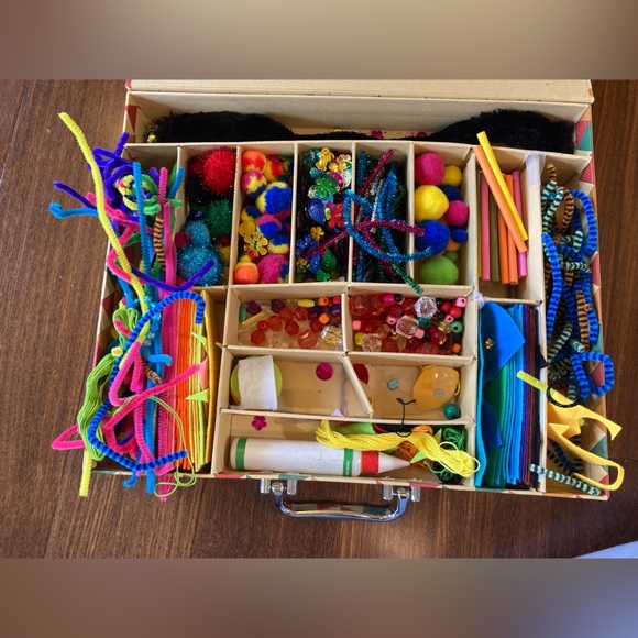 USED Smarts and Crafts Case - Picture 1 of 3
